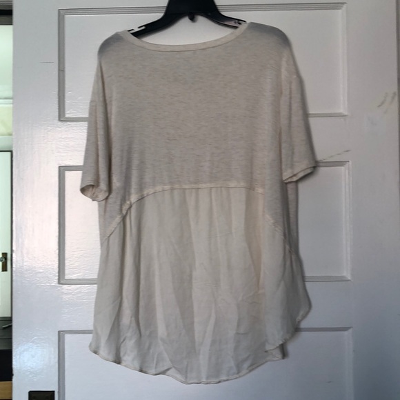 Cream super soft tee - Picture 2 of 2